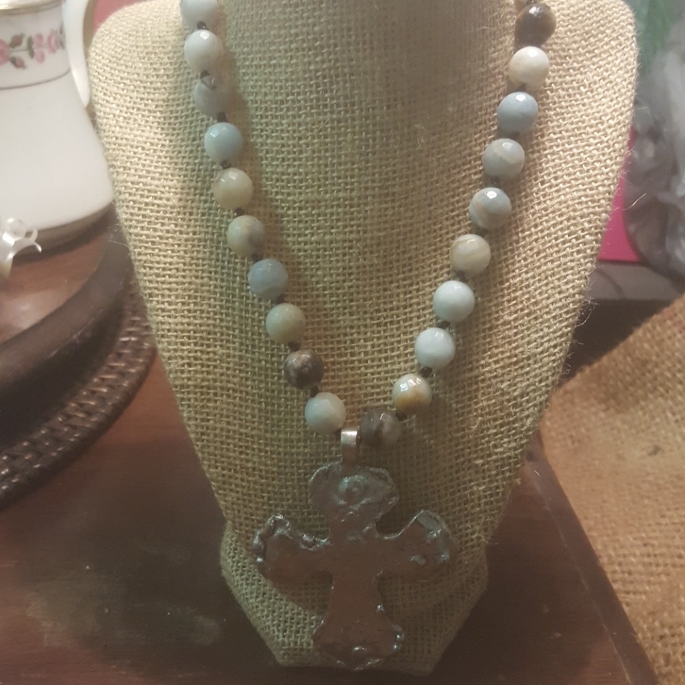 Fauceted Amonazite Necklace